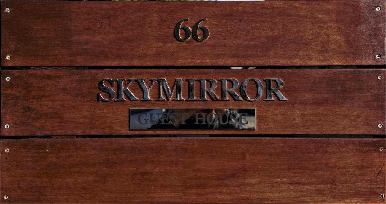 Skymirror Vila Sea Lake Exterior foto